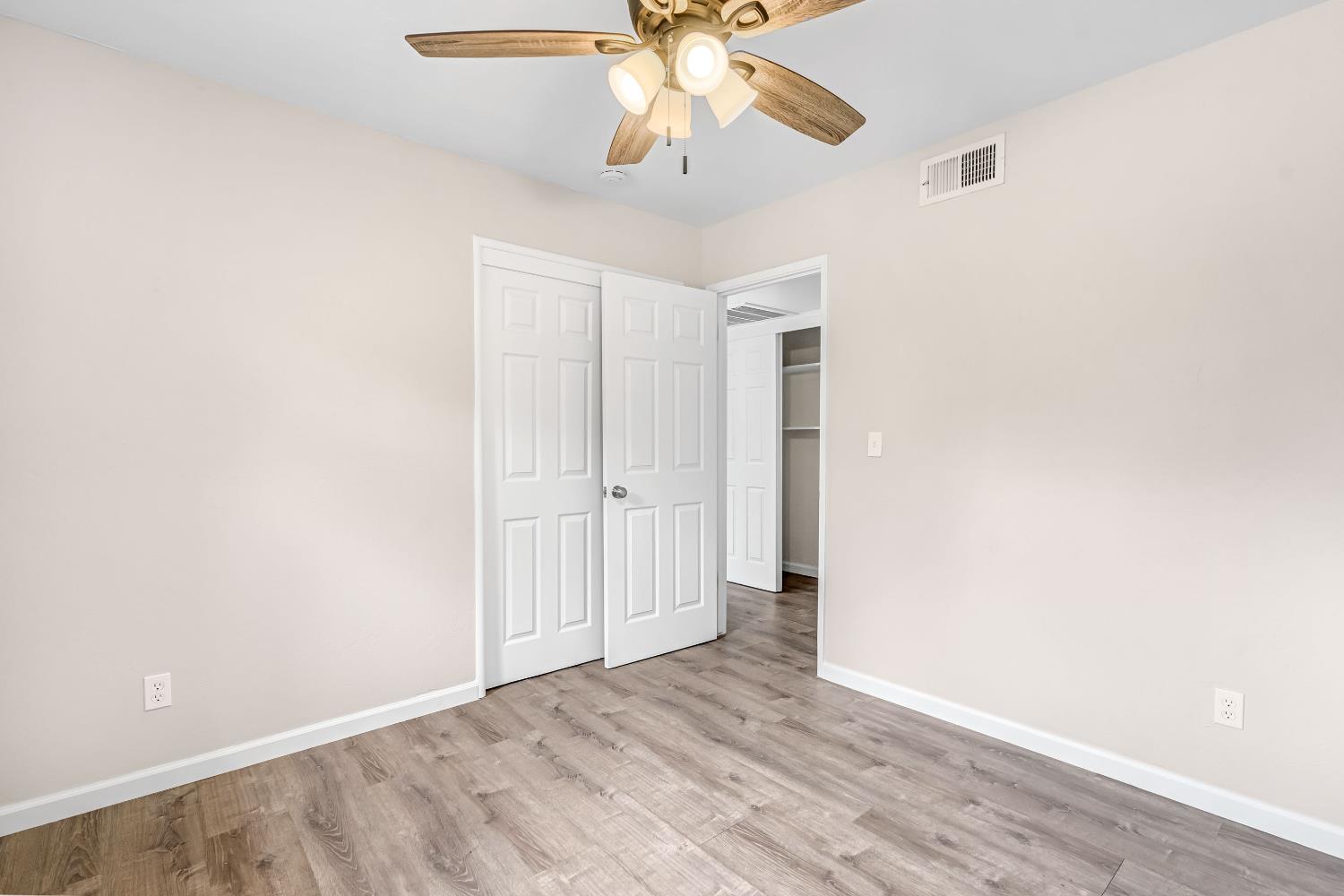 1719 E Los Altos Ave, Fresno, CA 93710