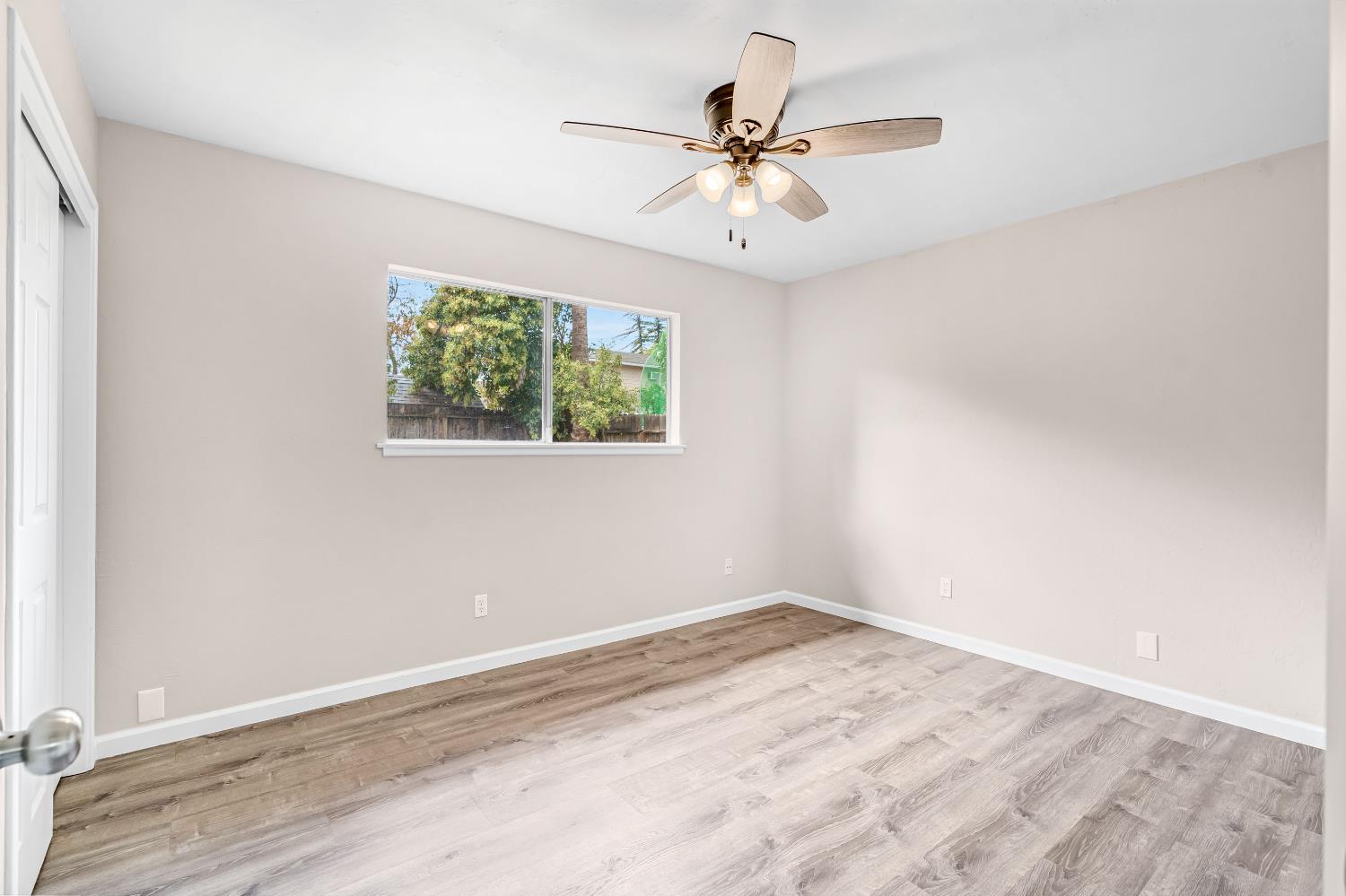 1719 E Los Altos Ave, Fresno, CA 93710