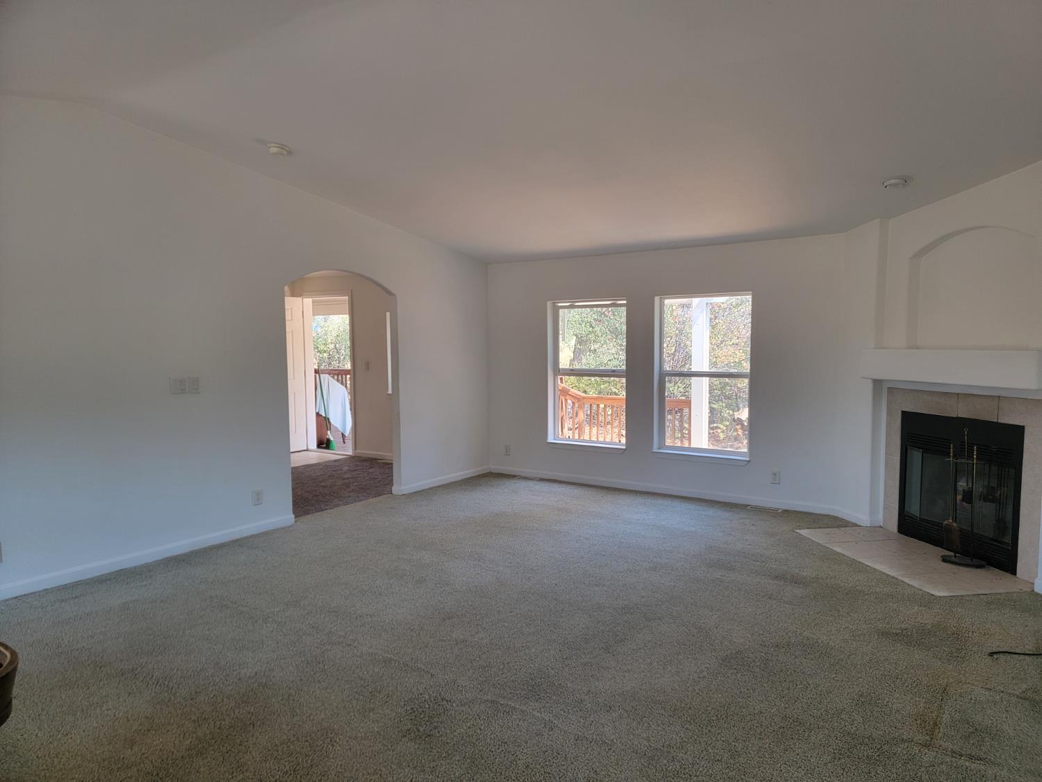 37041 Dunlap Rd, Yokuts Valley, CA 93675