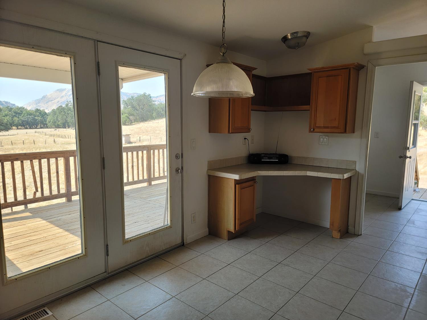 37041 Dunlap Rd, Yokuts Valley, CA 93675