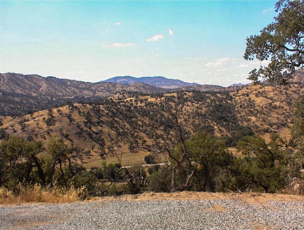 28 Totem Lane, Yokuts Valley, CA 93675