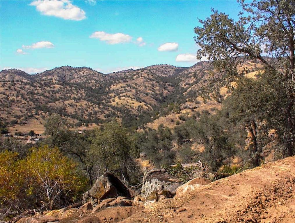 28 Totem Lane, Yokuts Valley, CA 93675