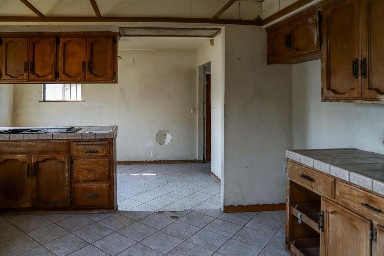 1105 Hoag Ave, Sanger, CA 93657