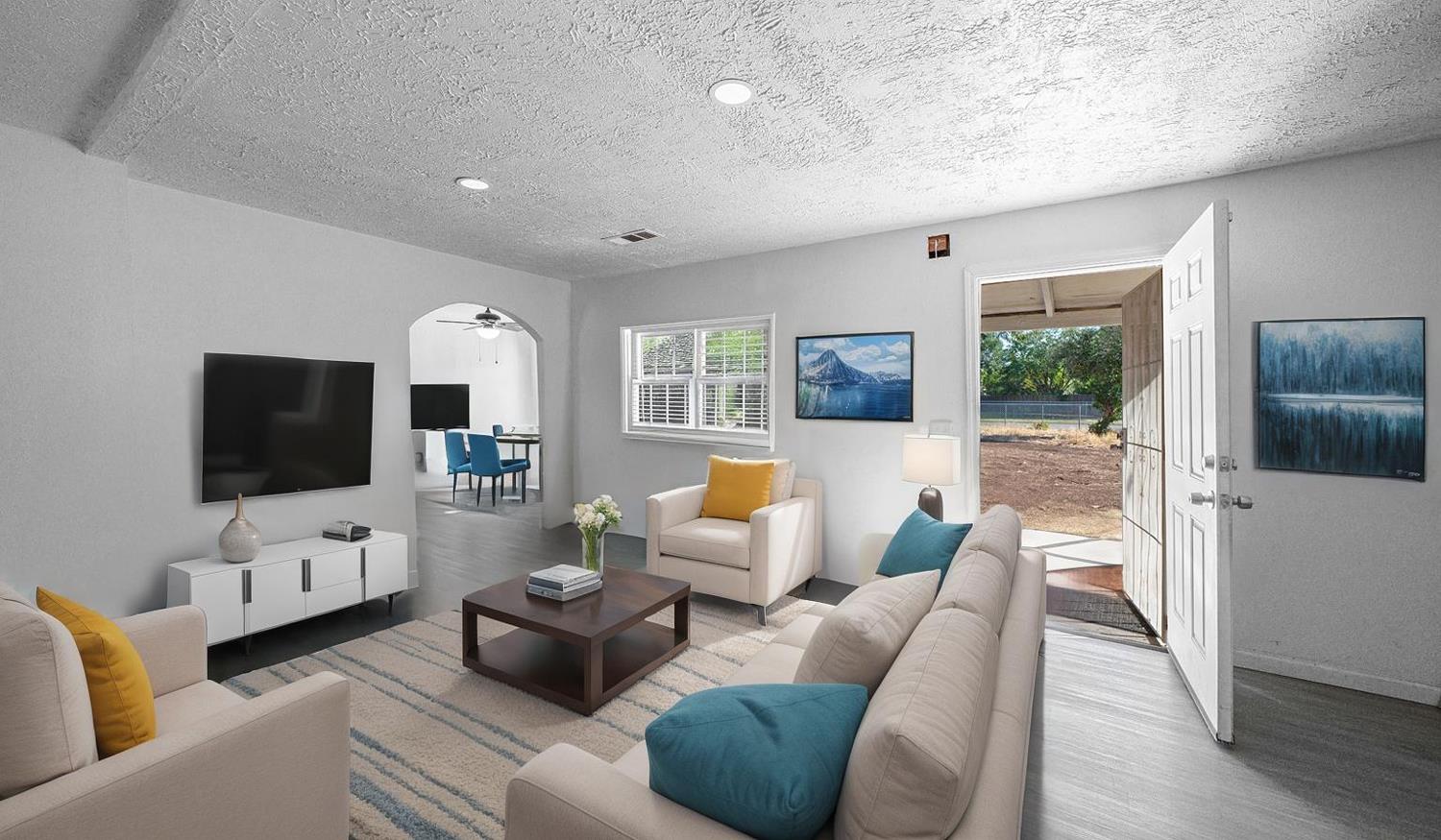 4731 E Turner Ave, Fresno, CA 93702