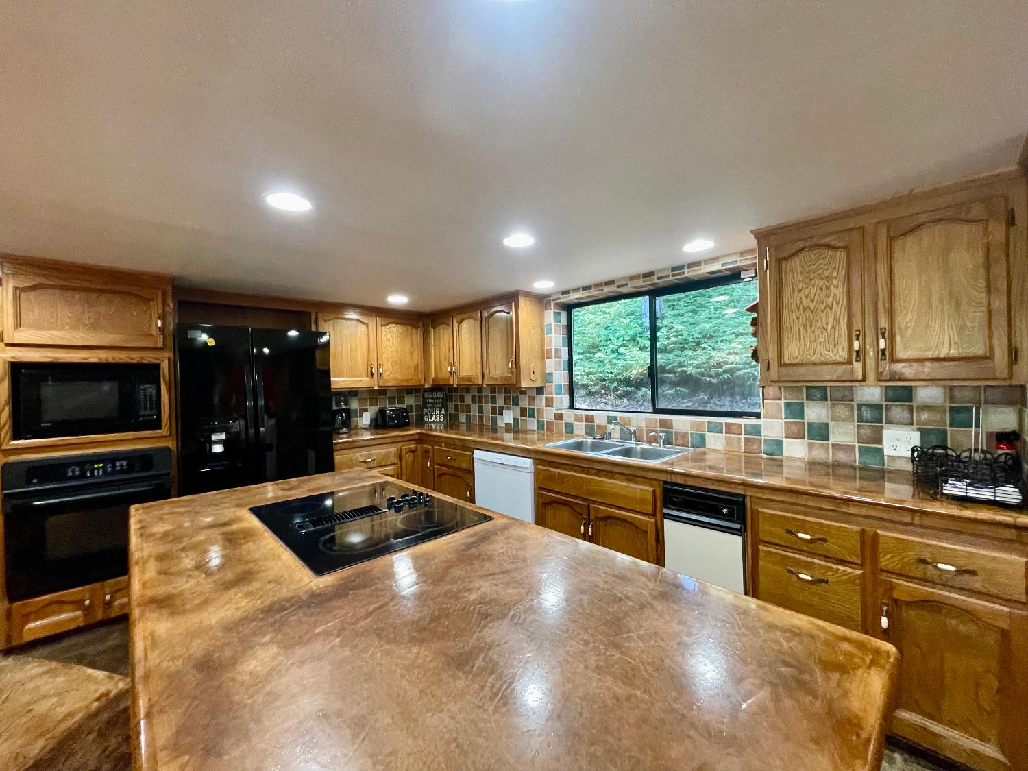 53637 Road 432, Bass Lake, CA 93604