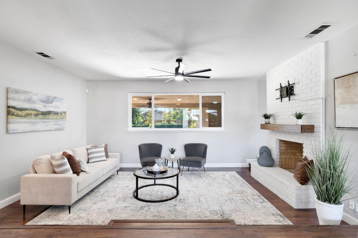 665 W Escalon, Fresno, CA 93704