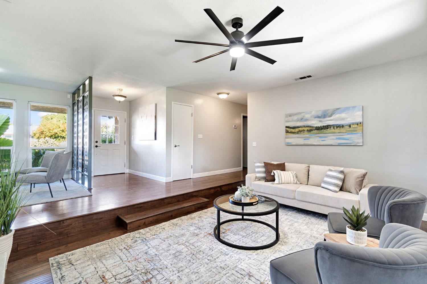 665 W Escalon, Fresno, CA 93704