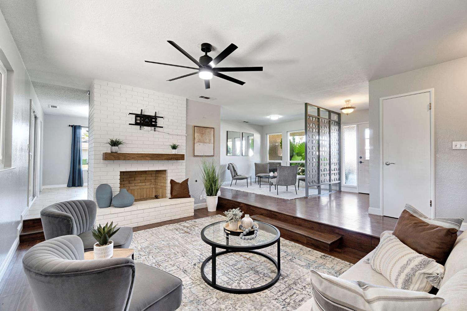 665 W Escalon, Fresno, CA 93704