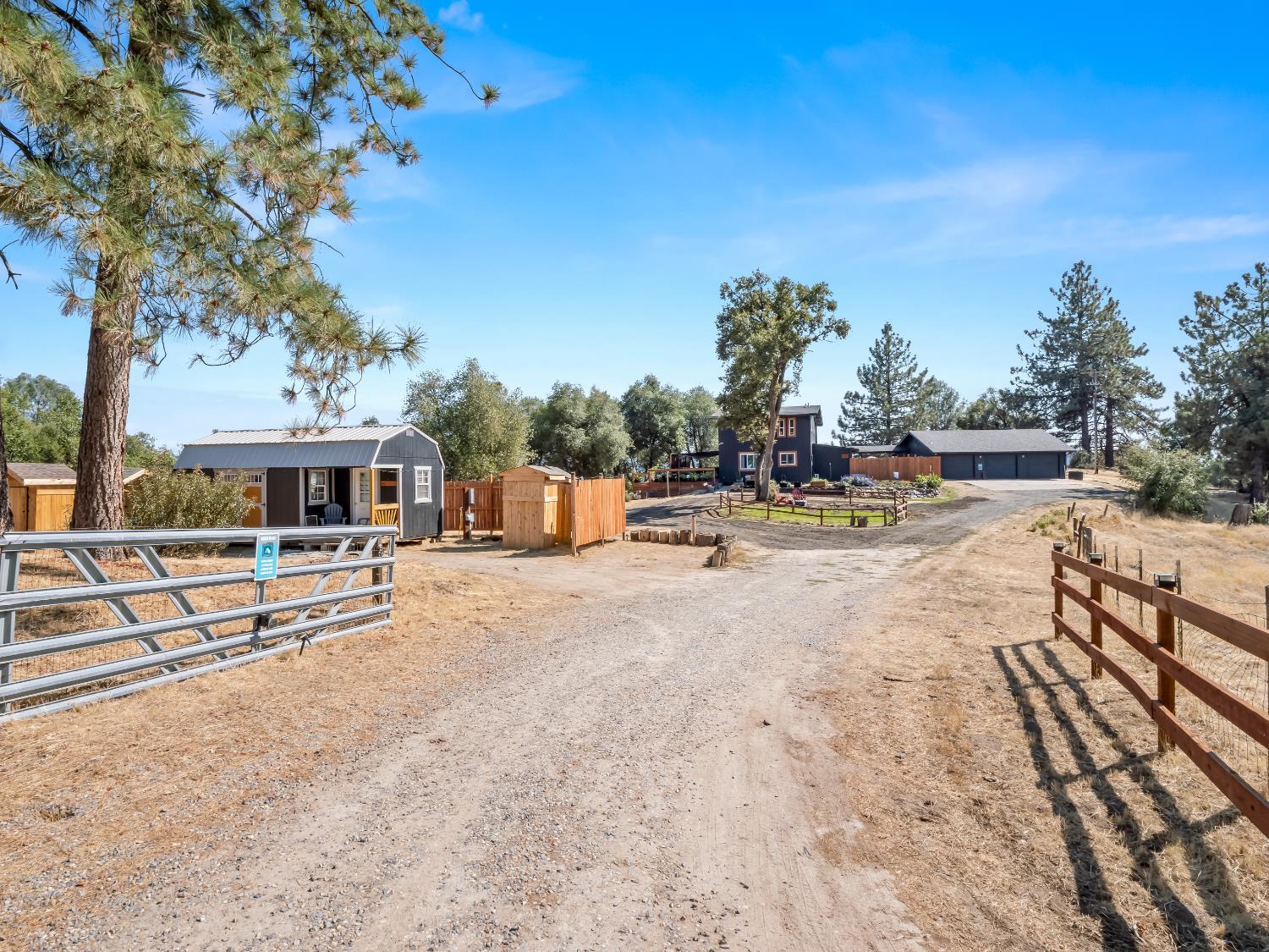 58569 Road 601, Ahwahnee, CA 93601