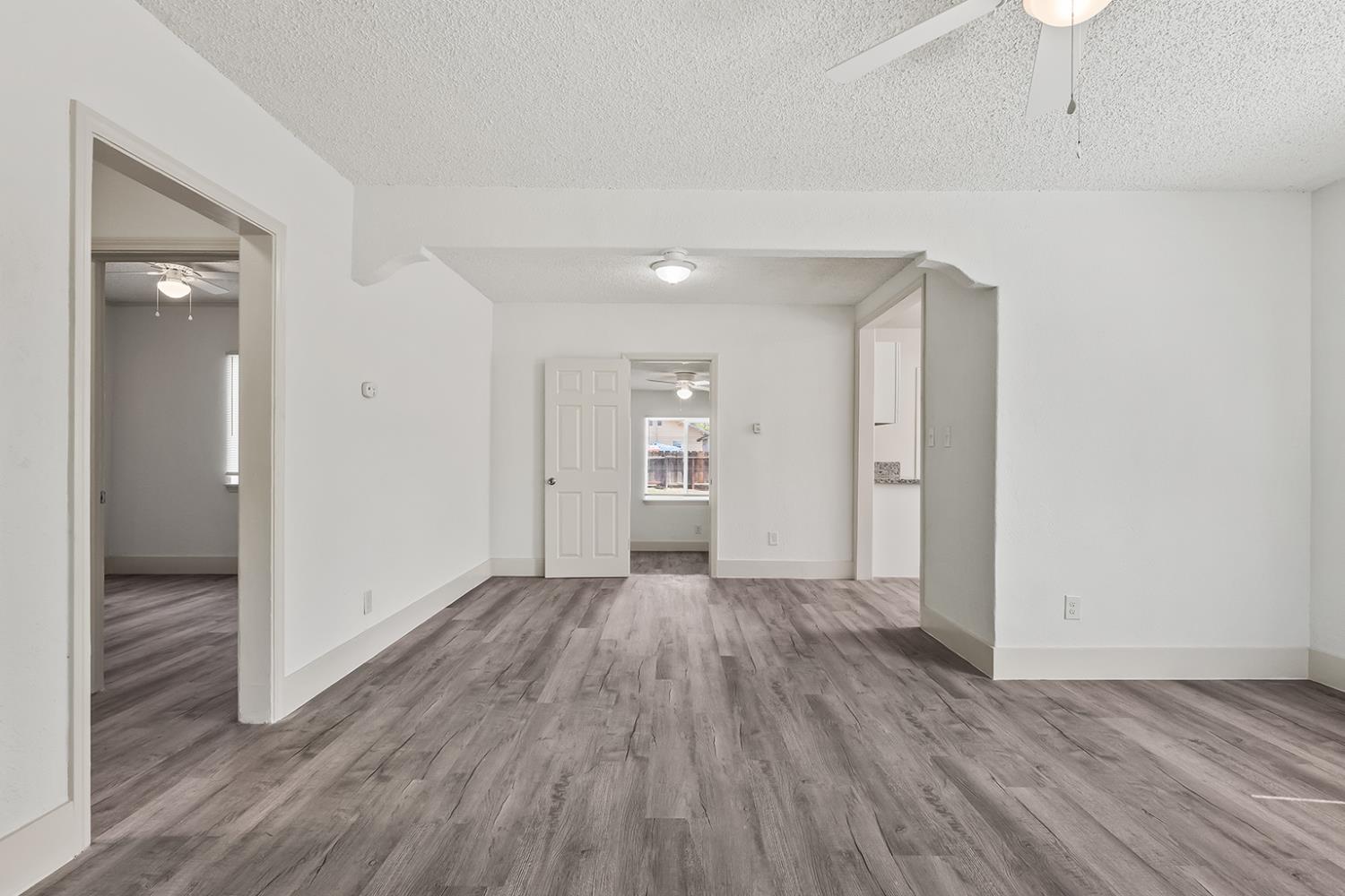 2337 S Poppy Ave, Fresno, CA 93706