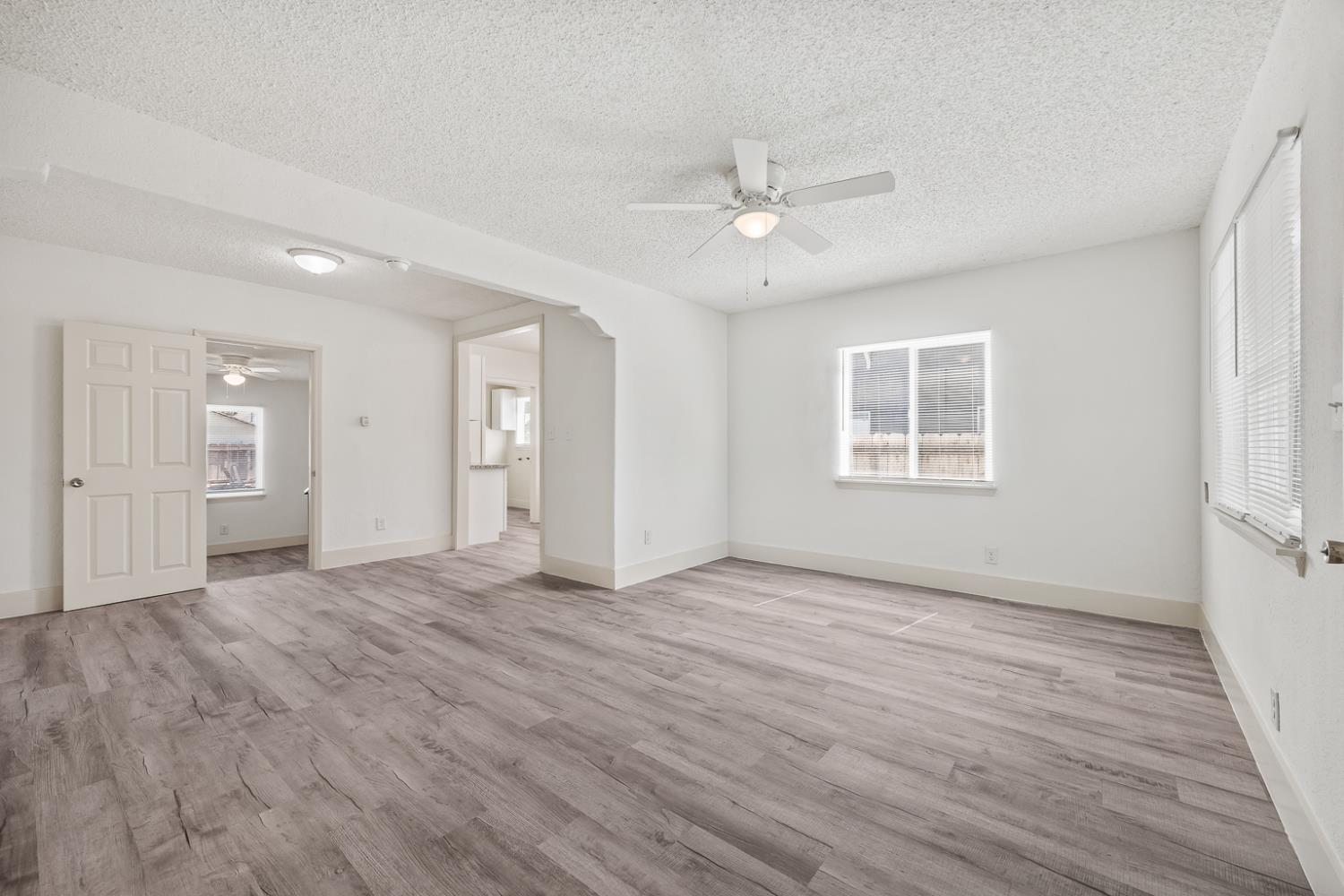 2337 S Poppy Ave, Fresno, CA 93706