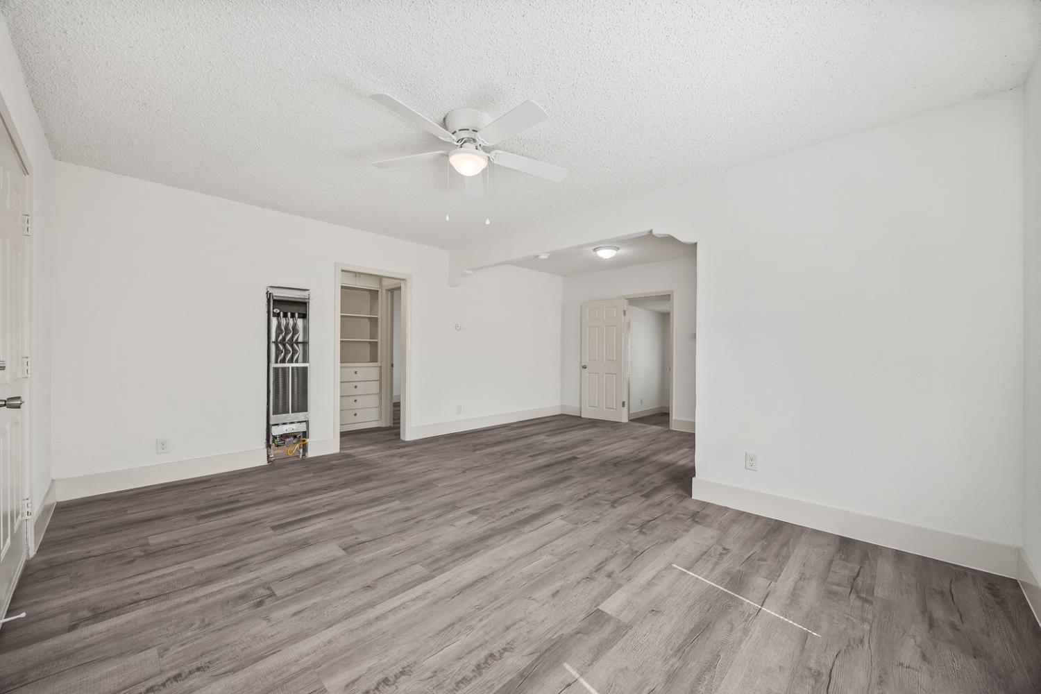 2337 S Poppy Ave, Fresno, CA 93706