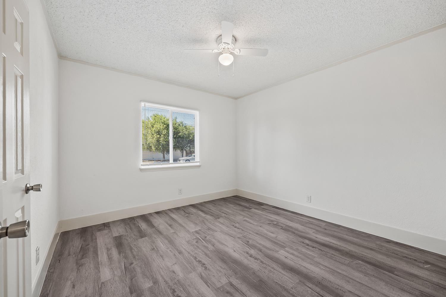 2337 S Poppy Ave, Fresno, CA 93706