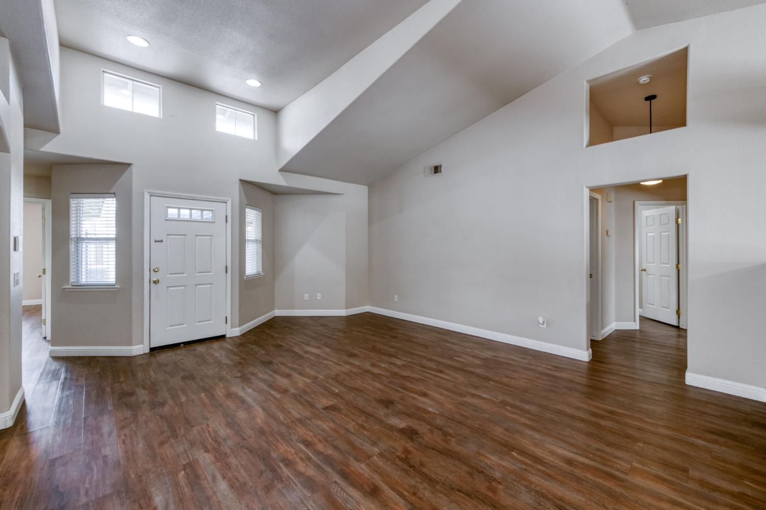 2235 E Lester Ave, Fresno, CA 93720