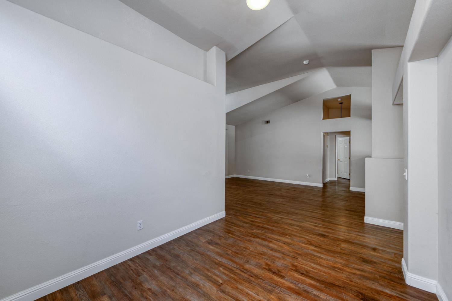 2235 E Lester Ave, Fresno, CA 93720