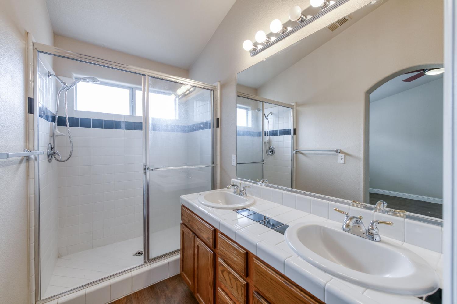 2235 E Lester Ave, Fresno, CA 93720