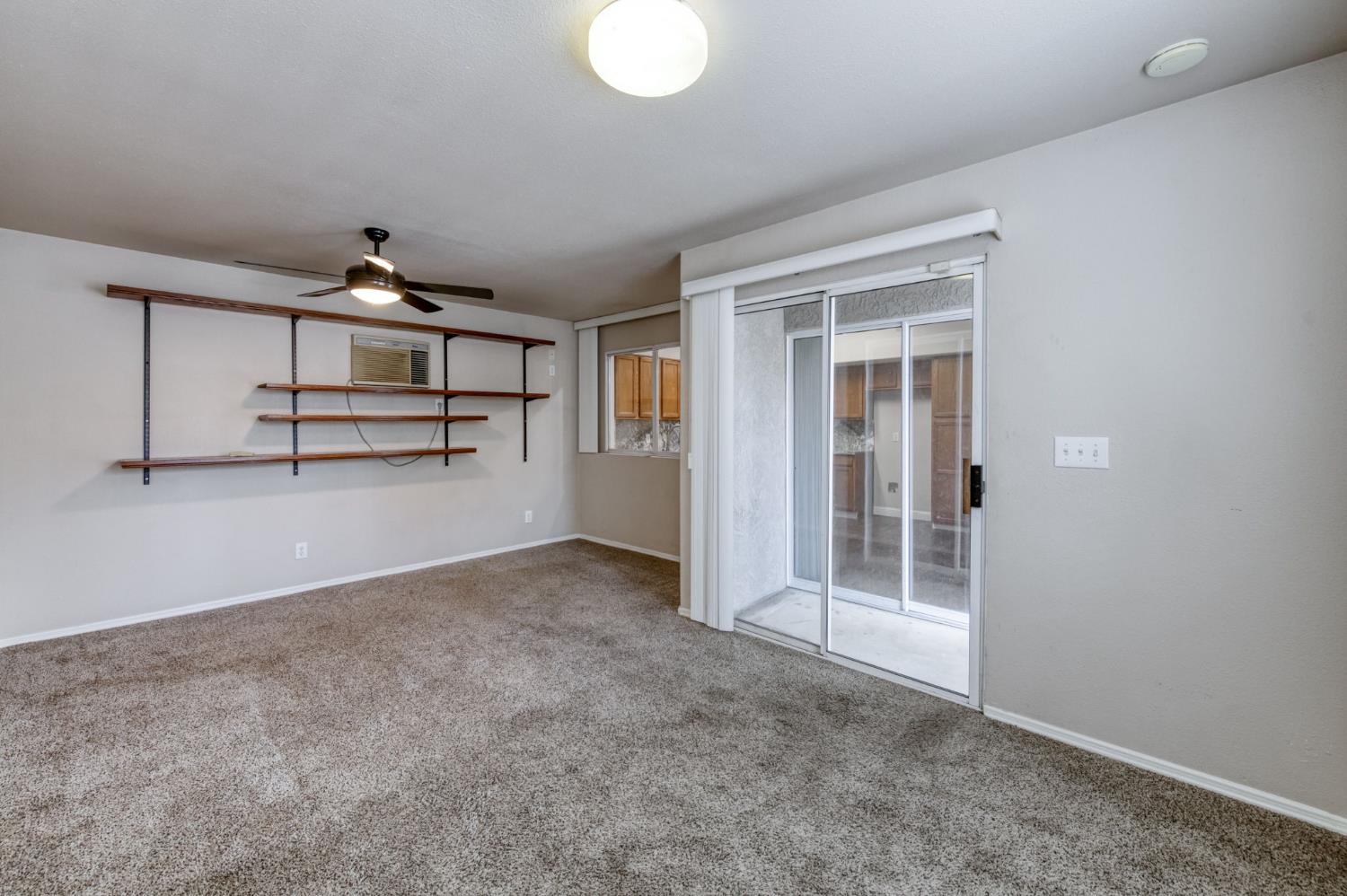 2235 E Lester Ave, Fresno, CA 93720