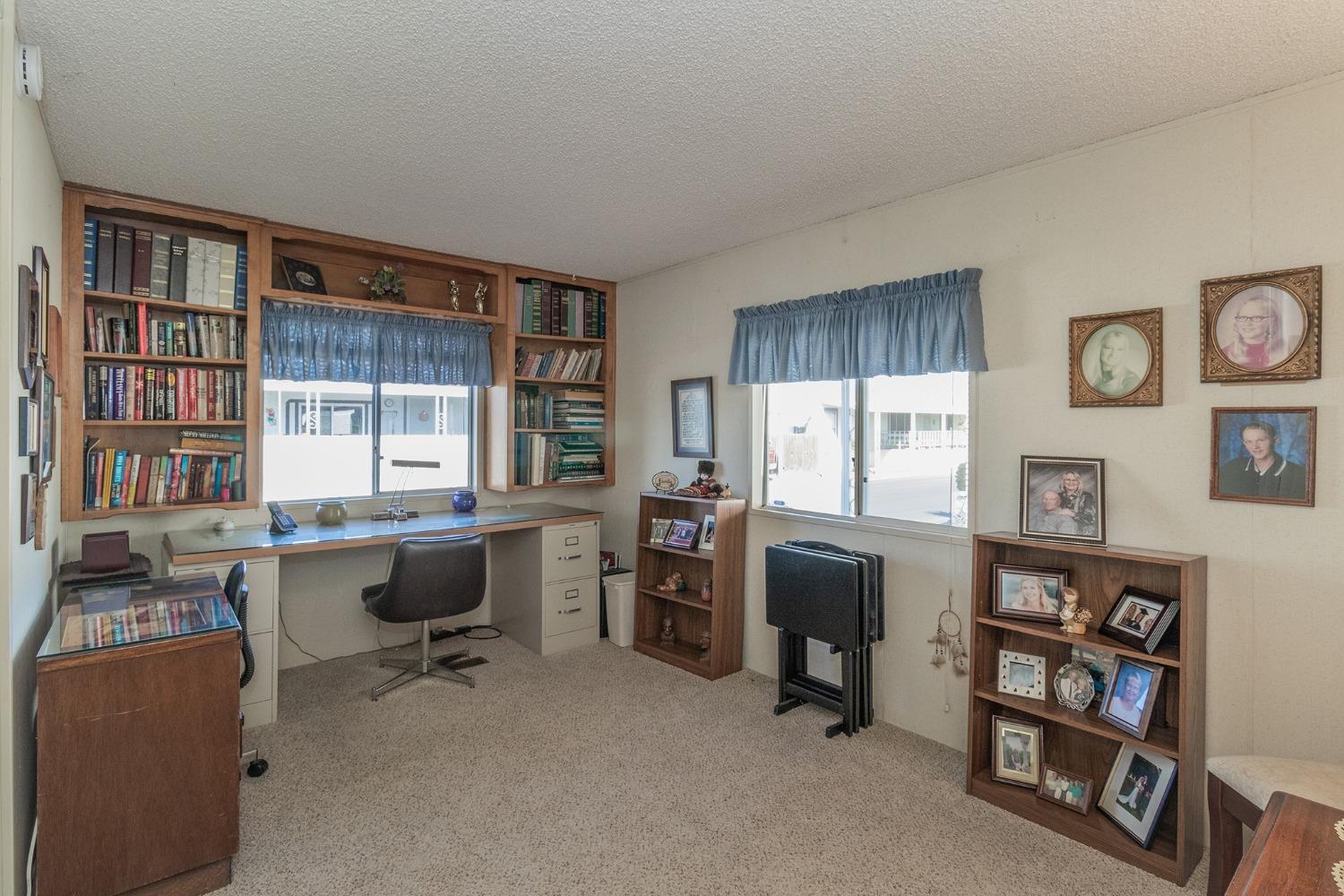 1551 6Th Avenue Dr #157, Kingsburg, CA 93631