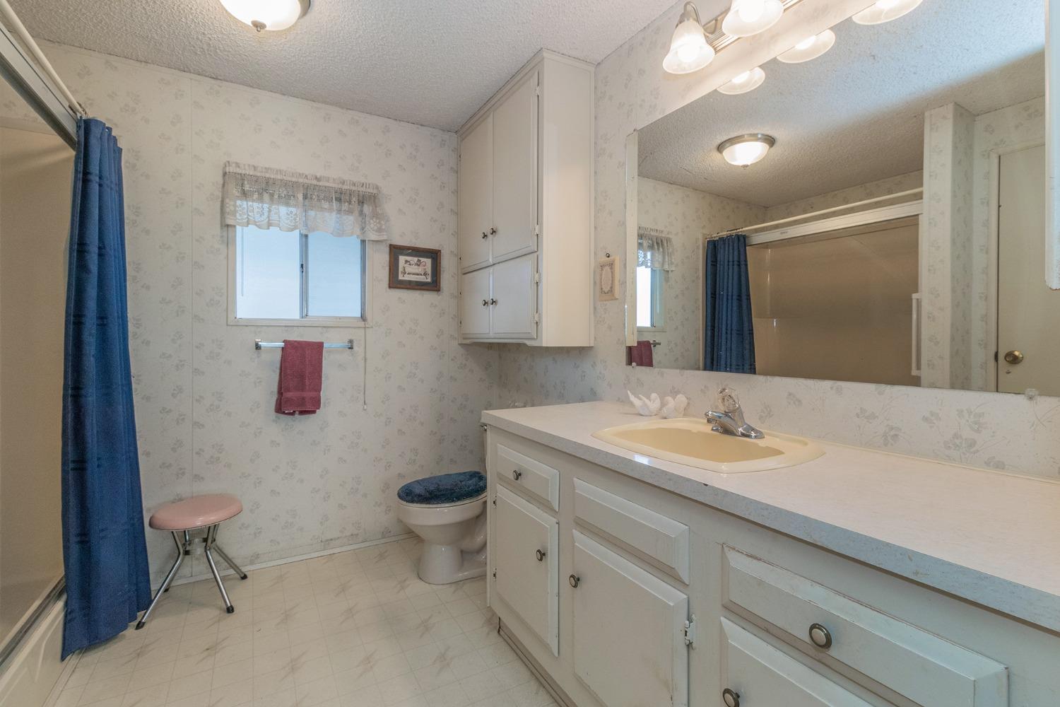 1551 6Th Avenue Dr #157, Kingsburg, CA 93631