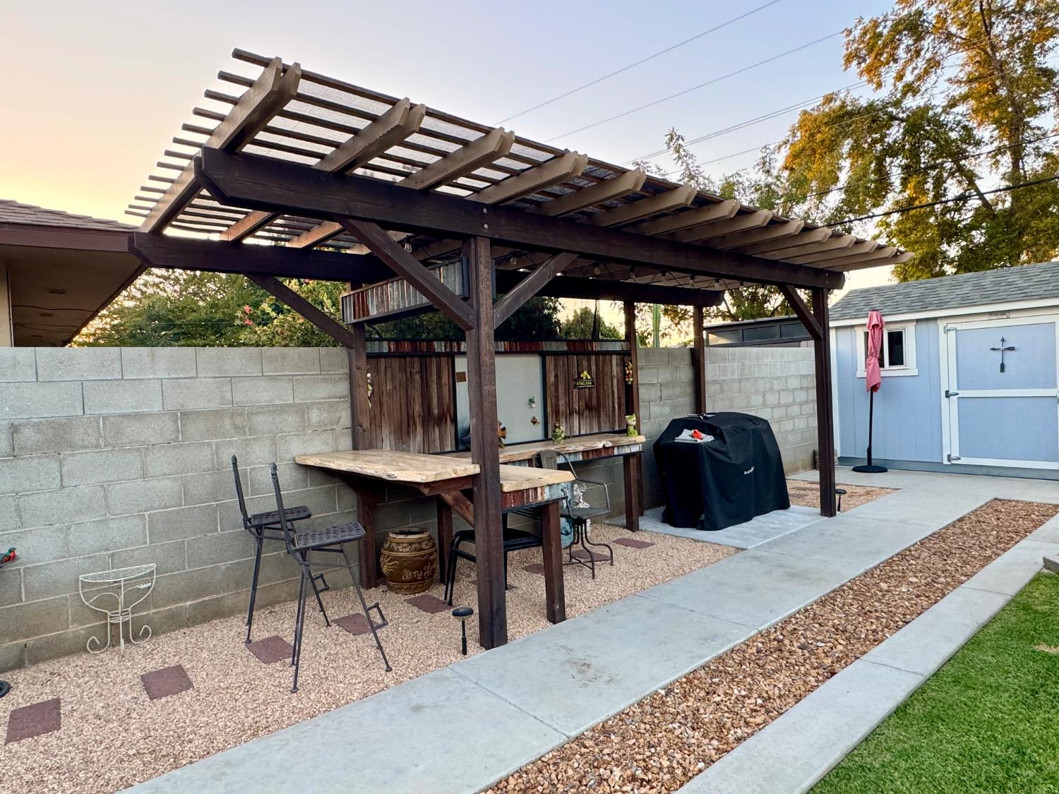 804 W Michigan Ave, Fresno, CA 93705