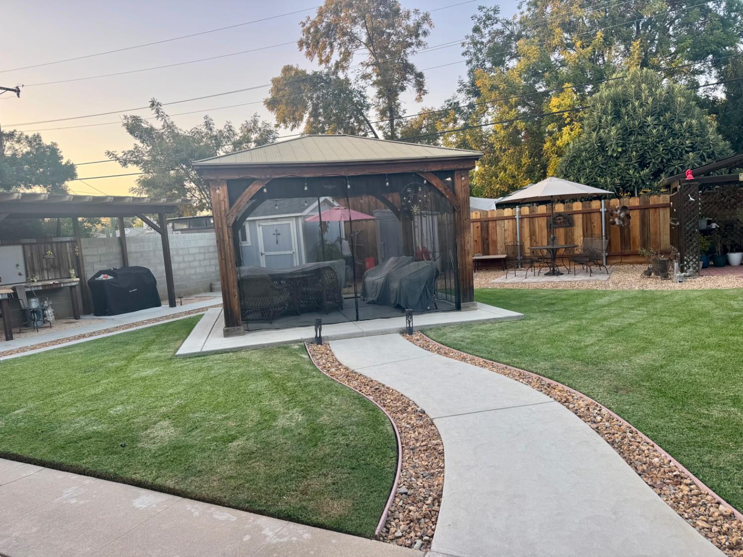 804 W Michigan Ave, Fresno, CA 93705