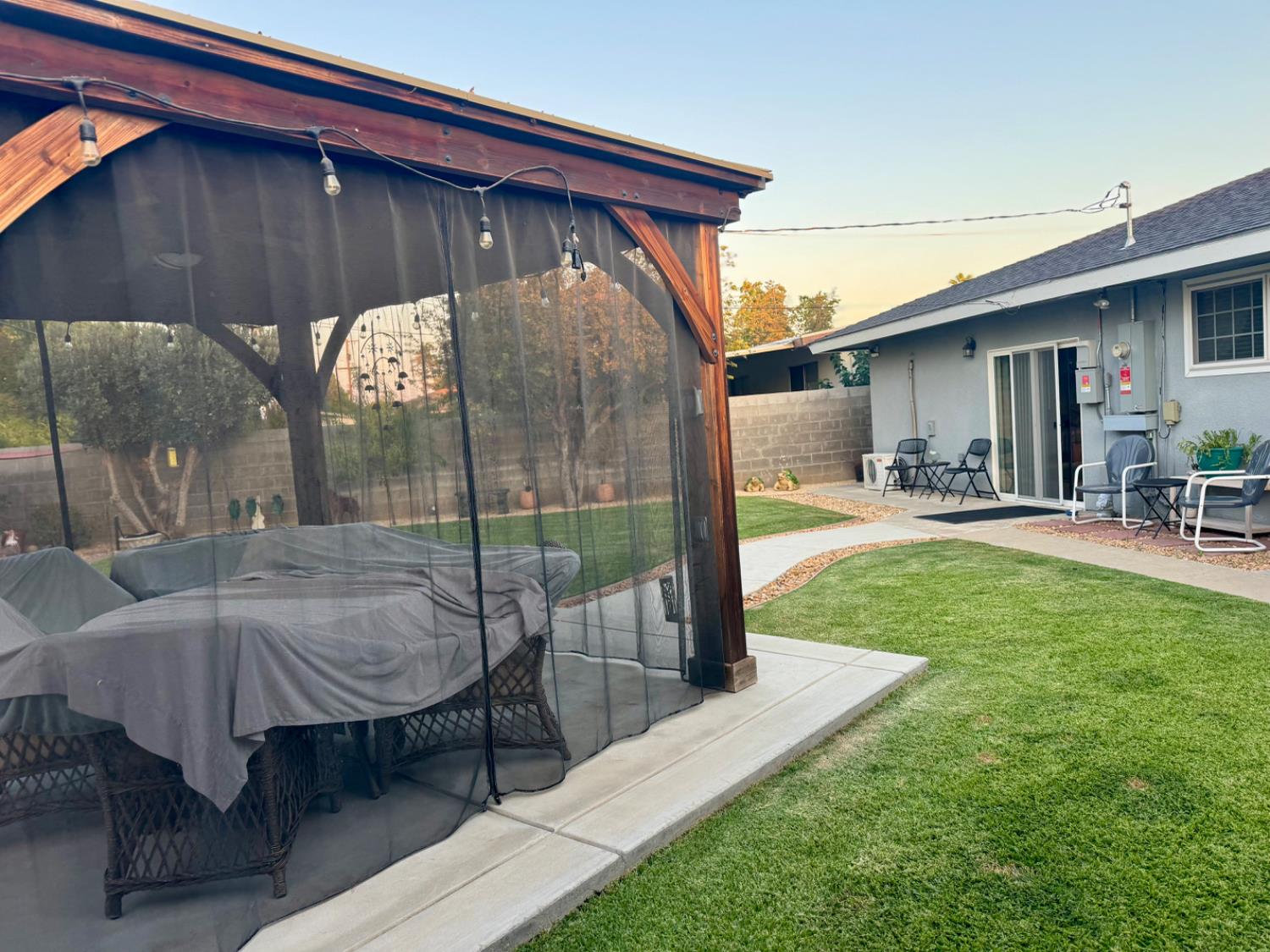 804 W Michigan Ave, Fresno, CA 93705