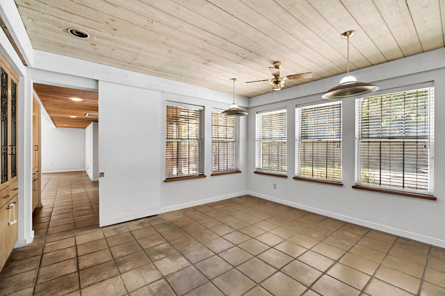 6743 N Dolores, Fresno, CA 93711