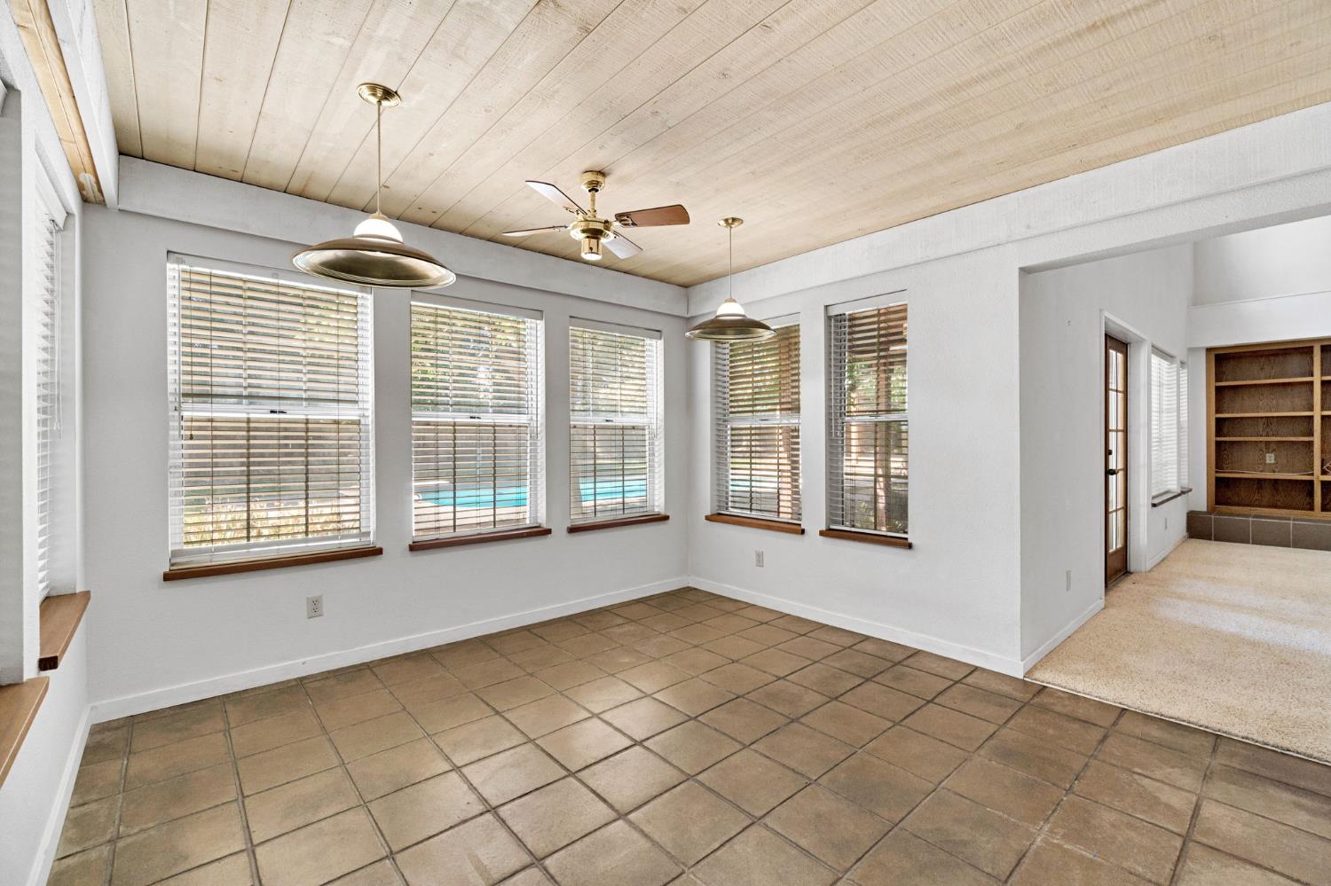 6743 N Dolores, Fresno, CA 93711