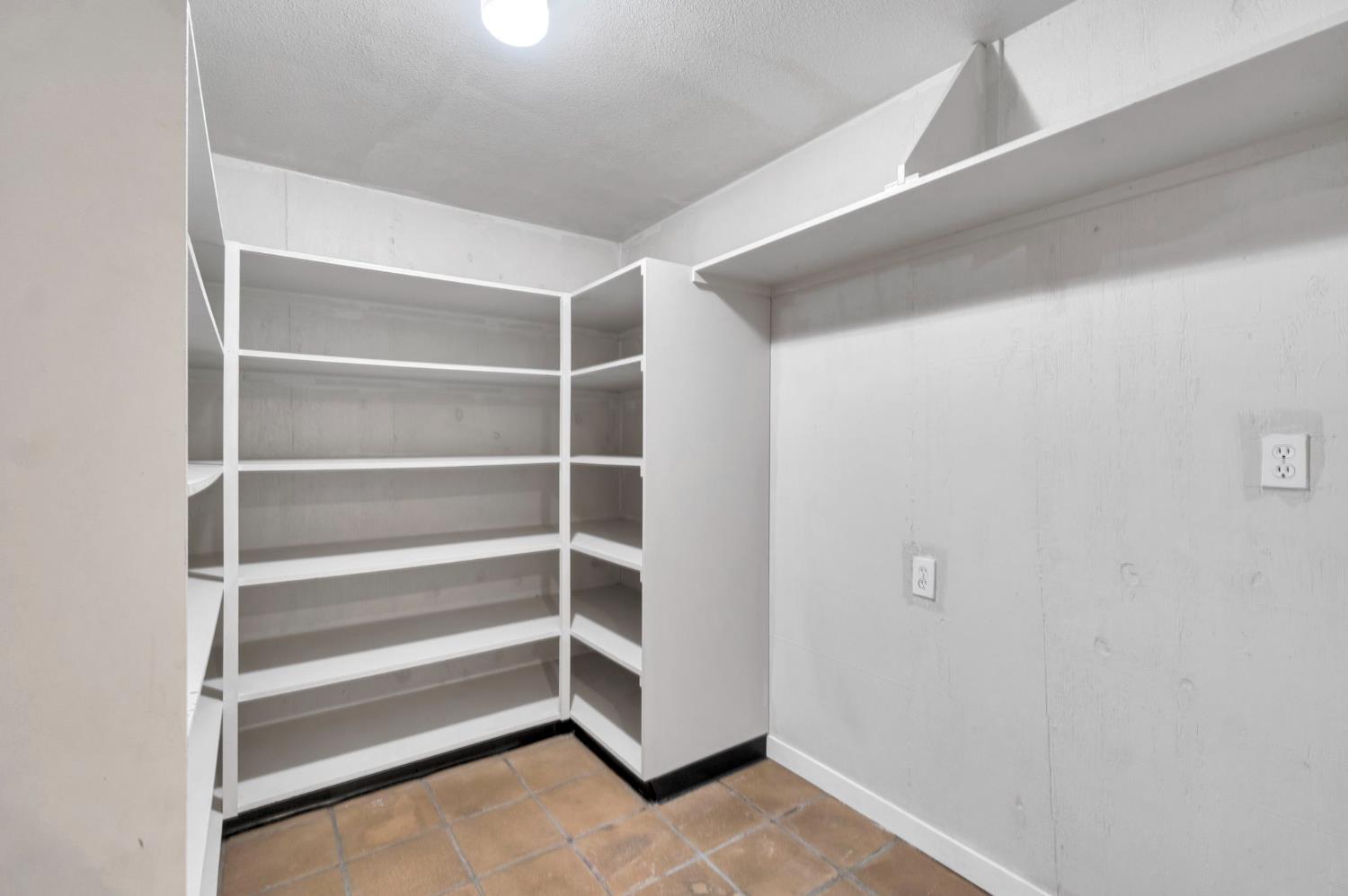 6743 N Dolores, Fresno, CA 93711