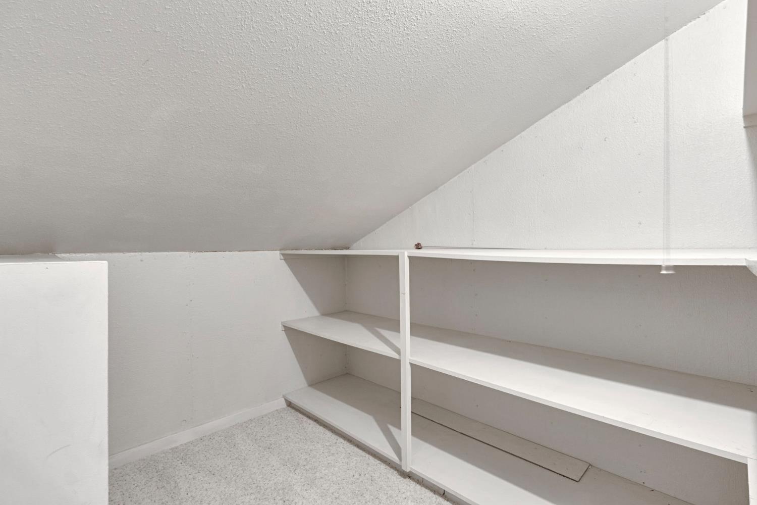 6743 N Dolores, Fresno, CA 93711