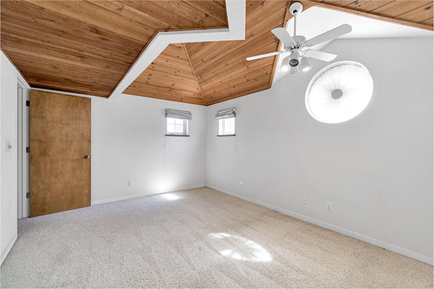 6743 N Dolores, Fresno, CA 93711