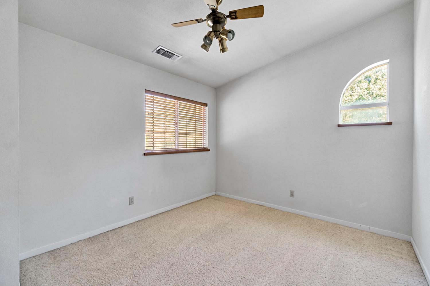 6743 N Dolores, Fresno, CA 93711