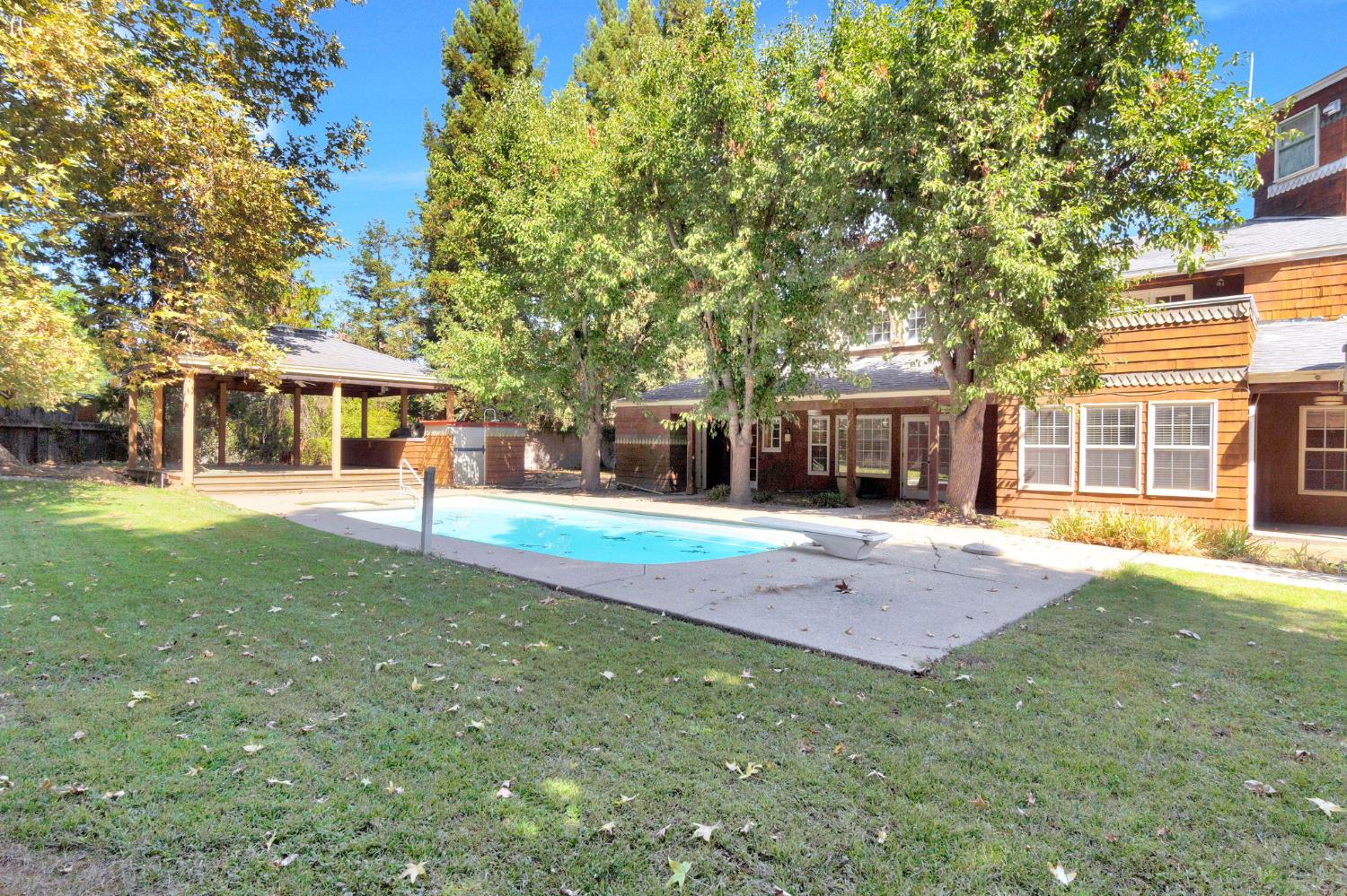 6743 N Dolores, Fresno, CA 93711