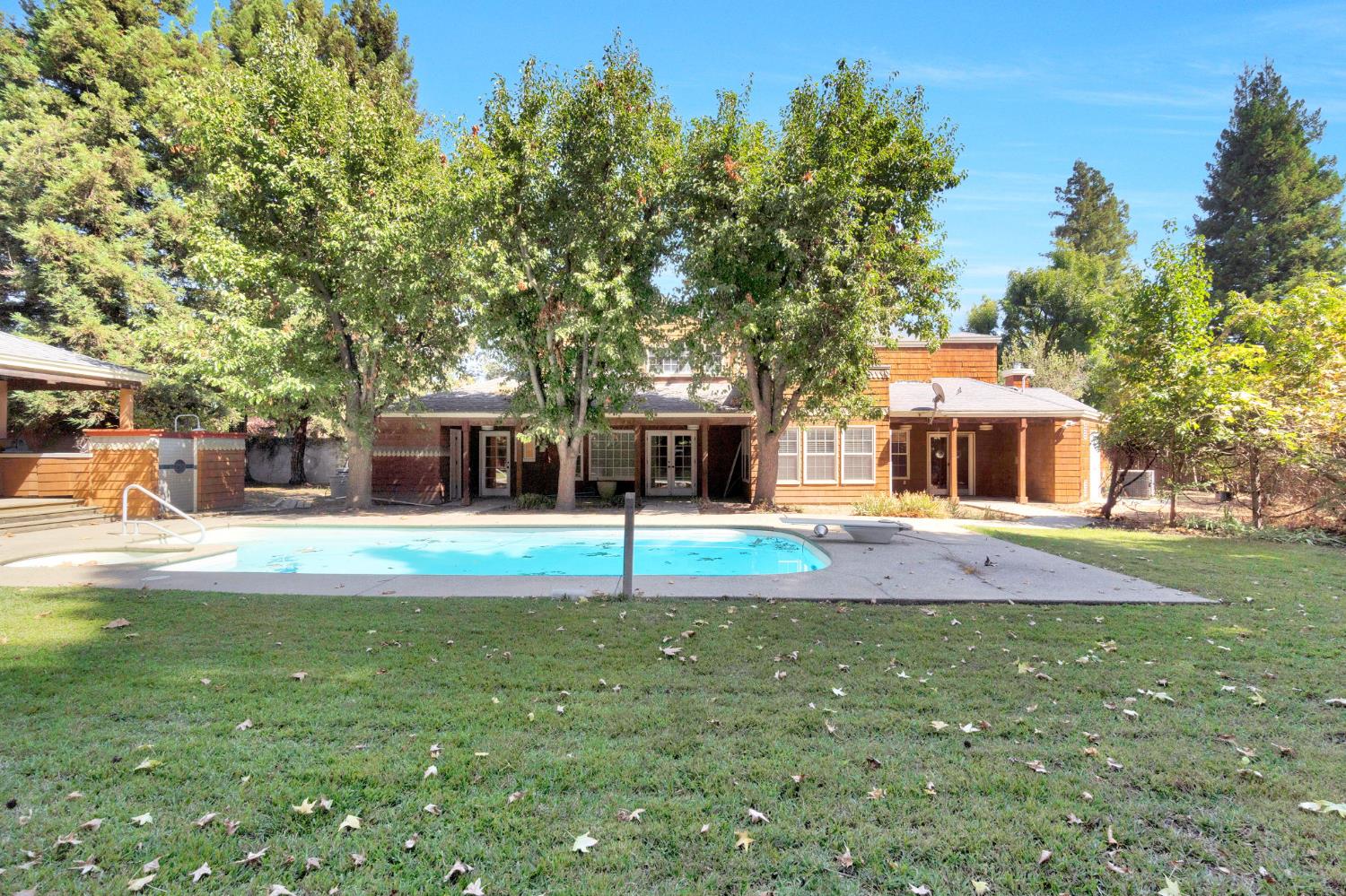 6743 N Dolores, Fresno, CA 93711