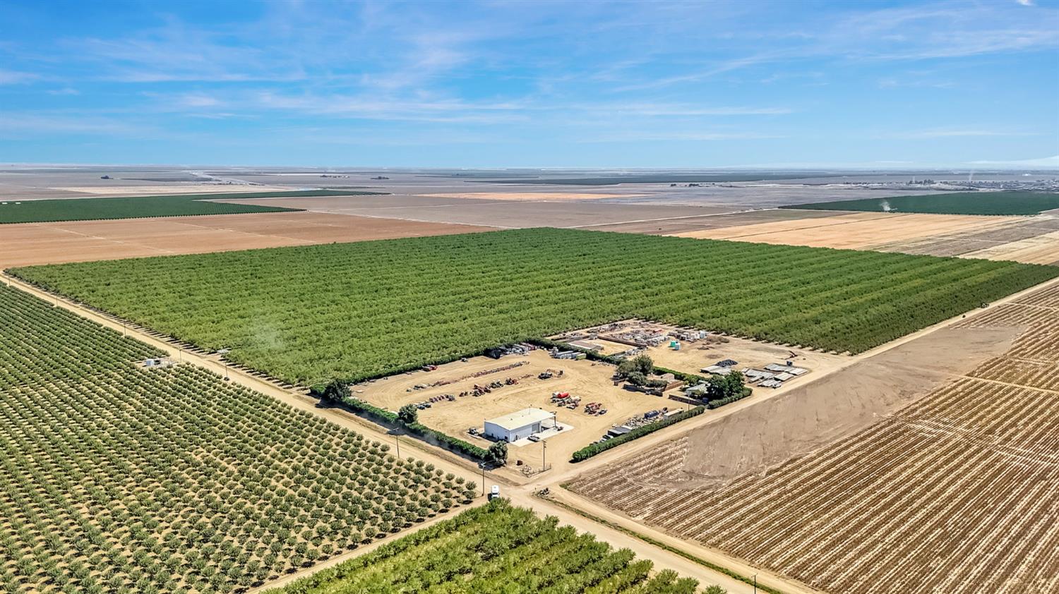 26457 W Oakland Ave, Coalinga, CA 93210