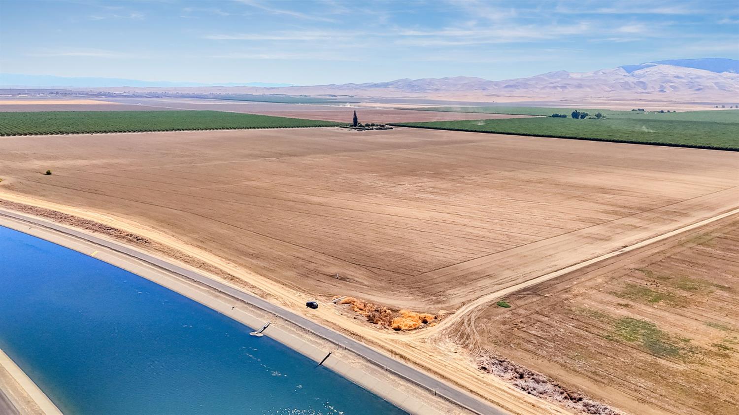 26457 W Oakland Ave, Coalinga, CA 93210