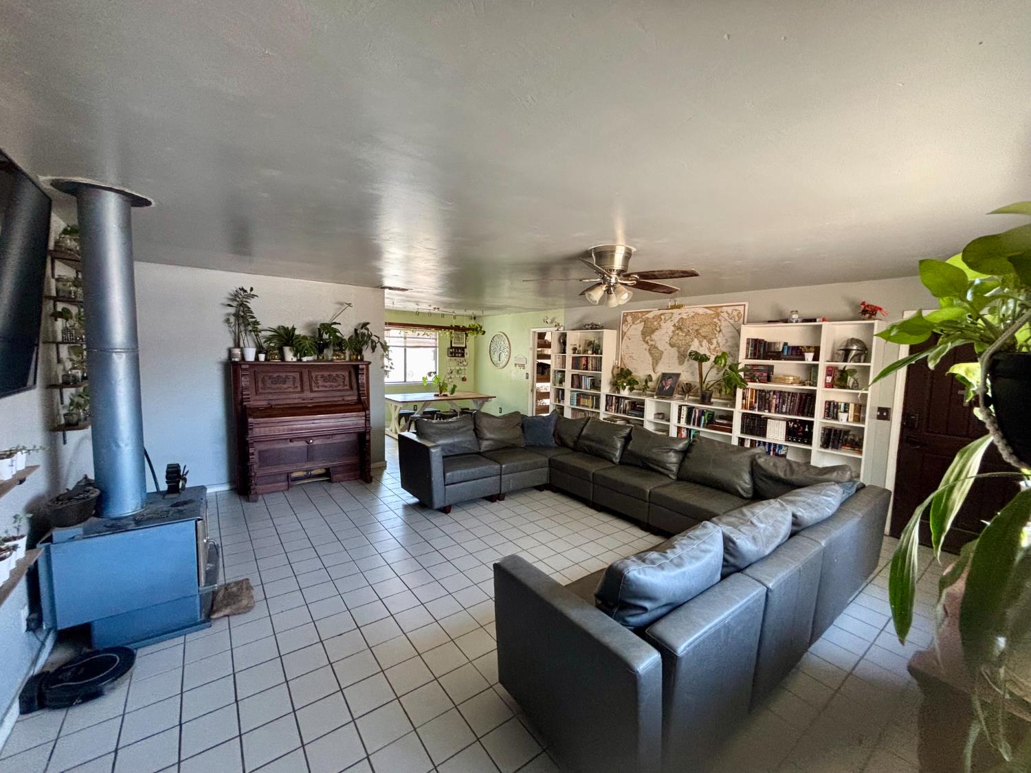 37728 Squaw Valley Rd, Yokuts Valley, CA 93675