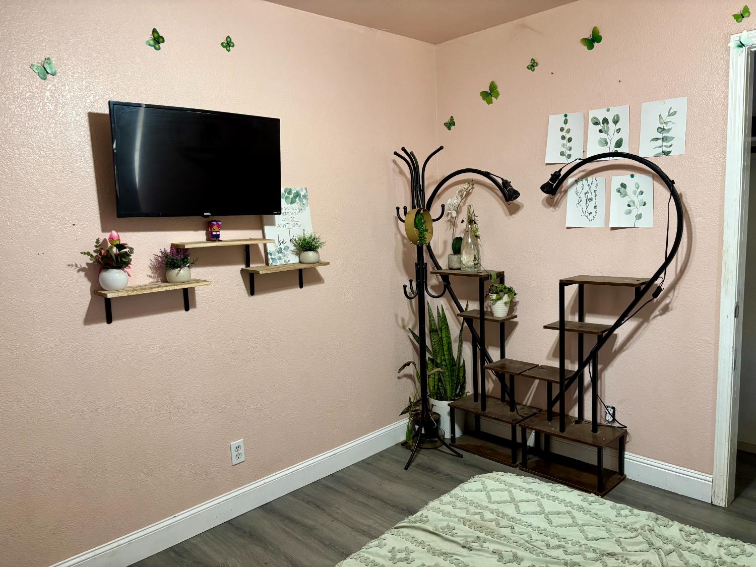 37728 Squaw Valley Rd, Yokuts Valley, CA 93675