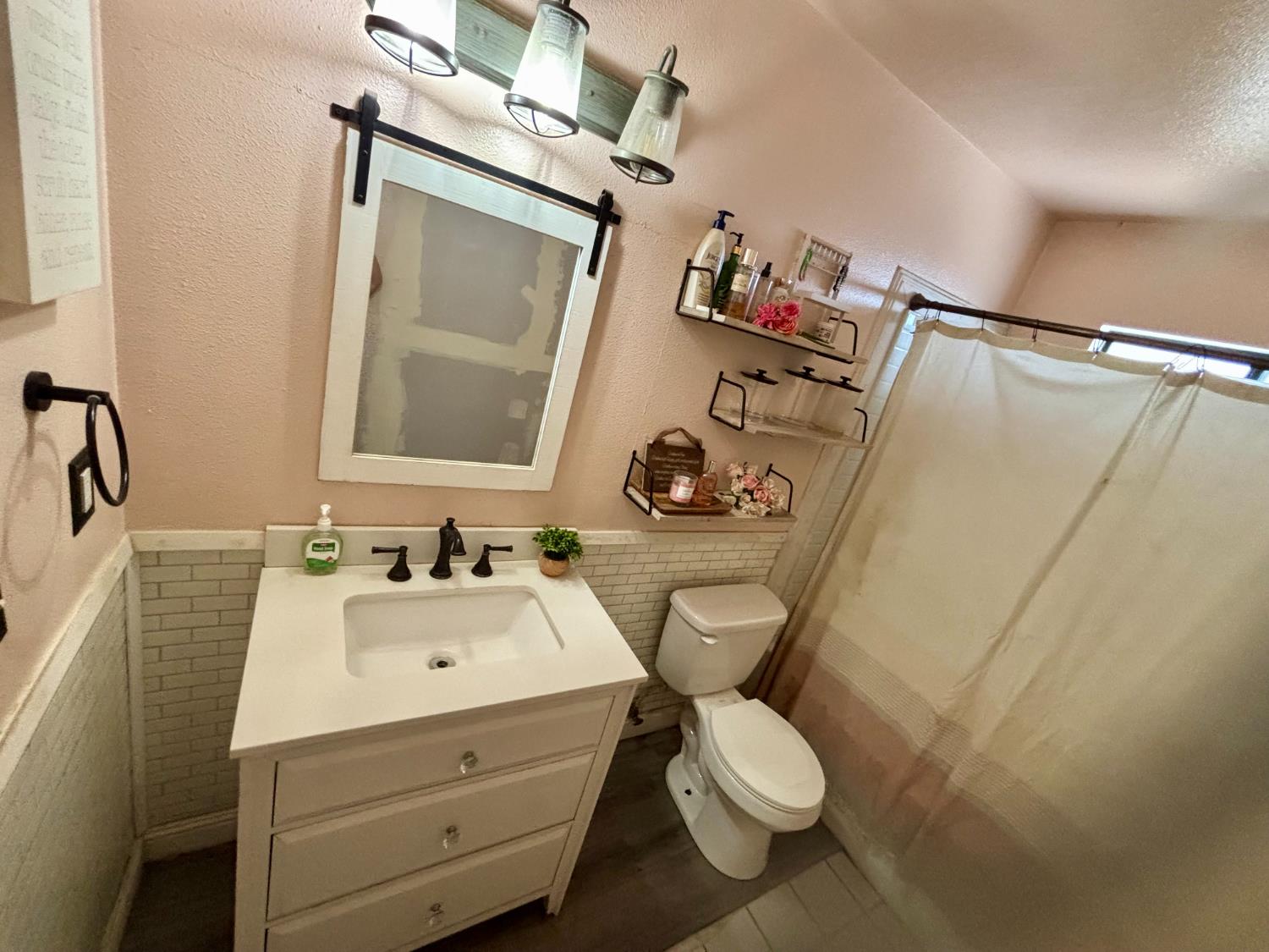 37728 Squaw Valley Rd, Yokuts Valley, CA 93675