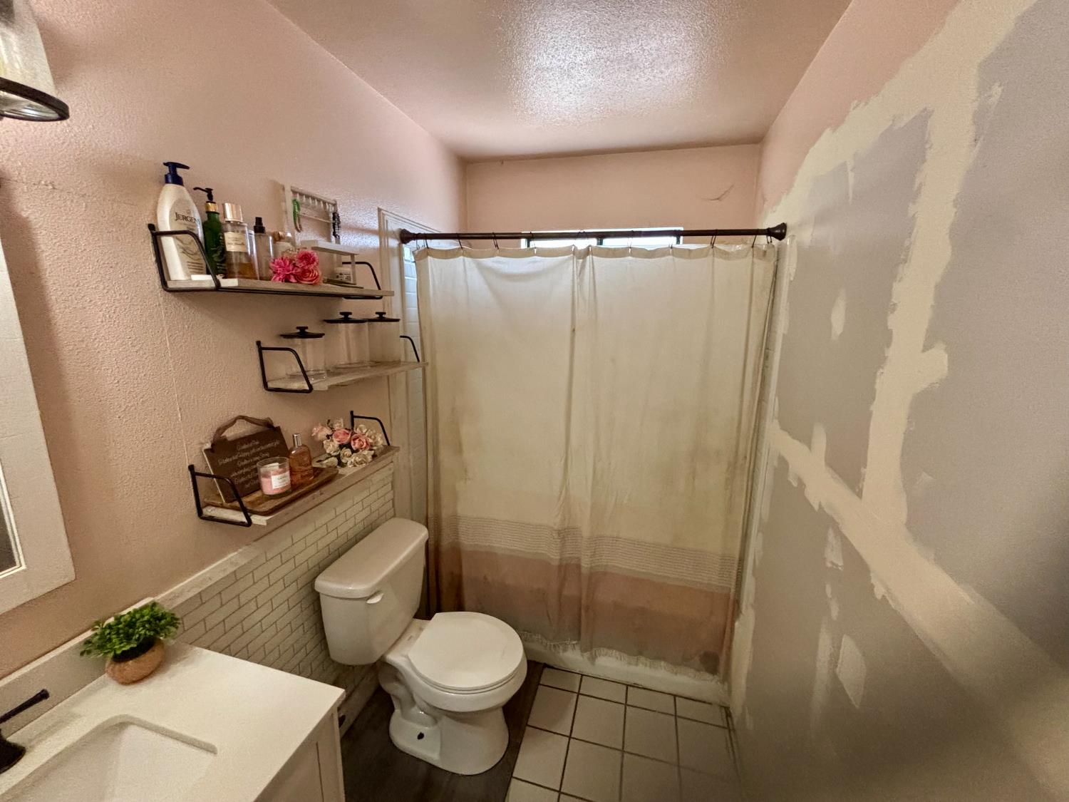 37728 Squaw Valley Rd, Yokuts Valley, CA 93675