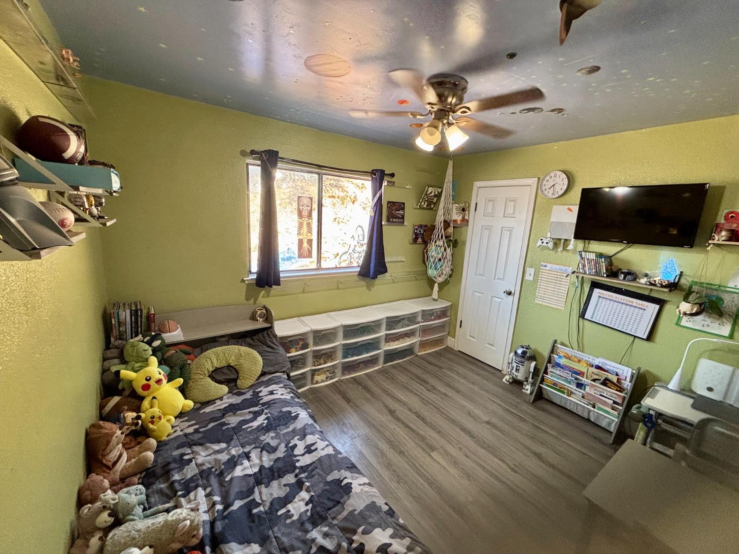 37728 Squaw Valley Rd, Yokuts Valley, CA 93675