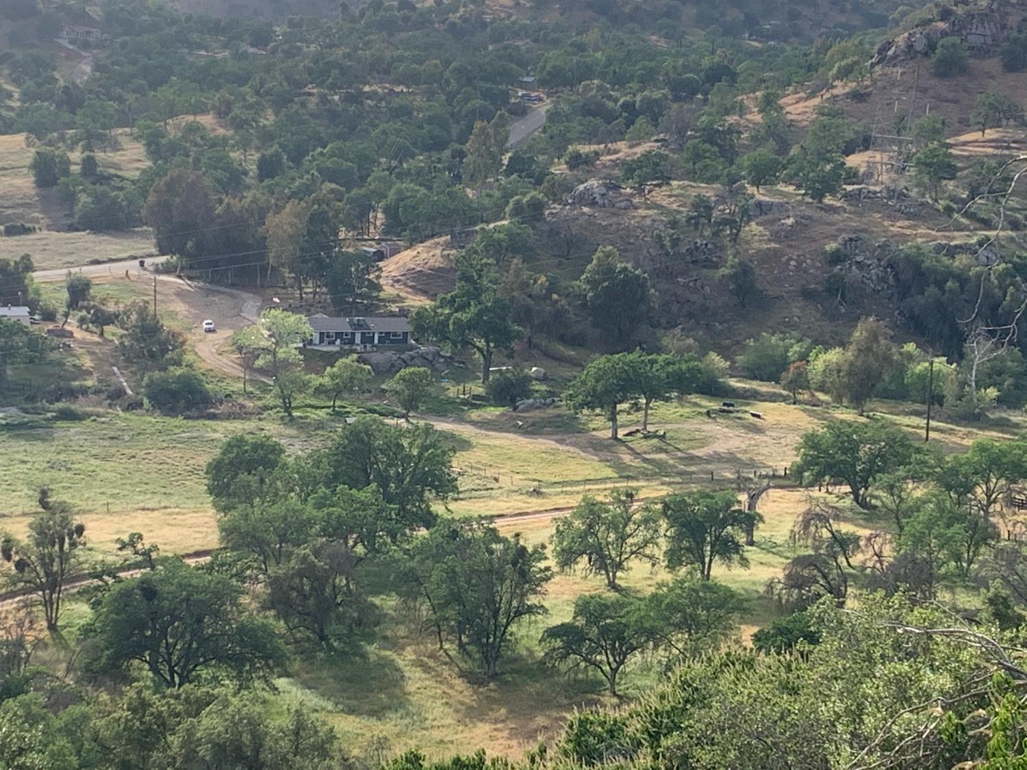 37728 Squaw Valley Rd, Yokuts Valley, CA 93675