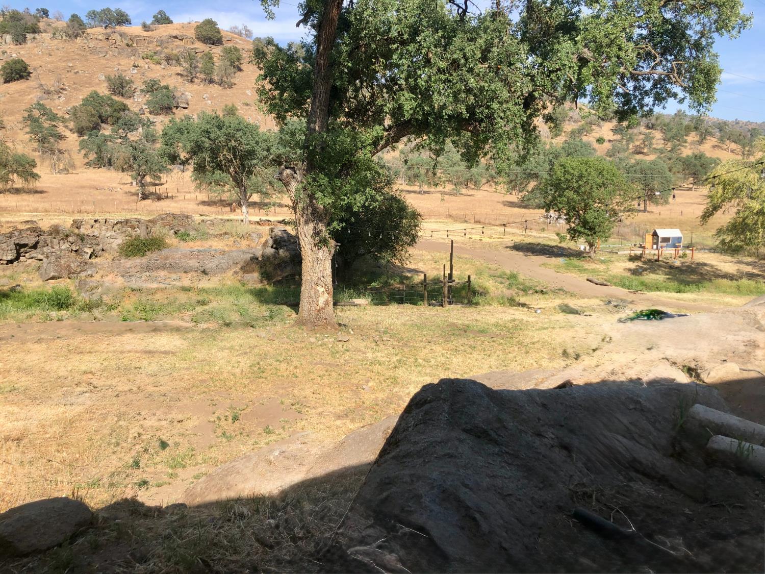 37728 Squaw Valley Rd, Yokuts Valley, CA 93675