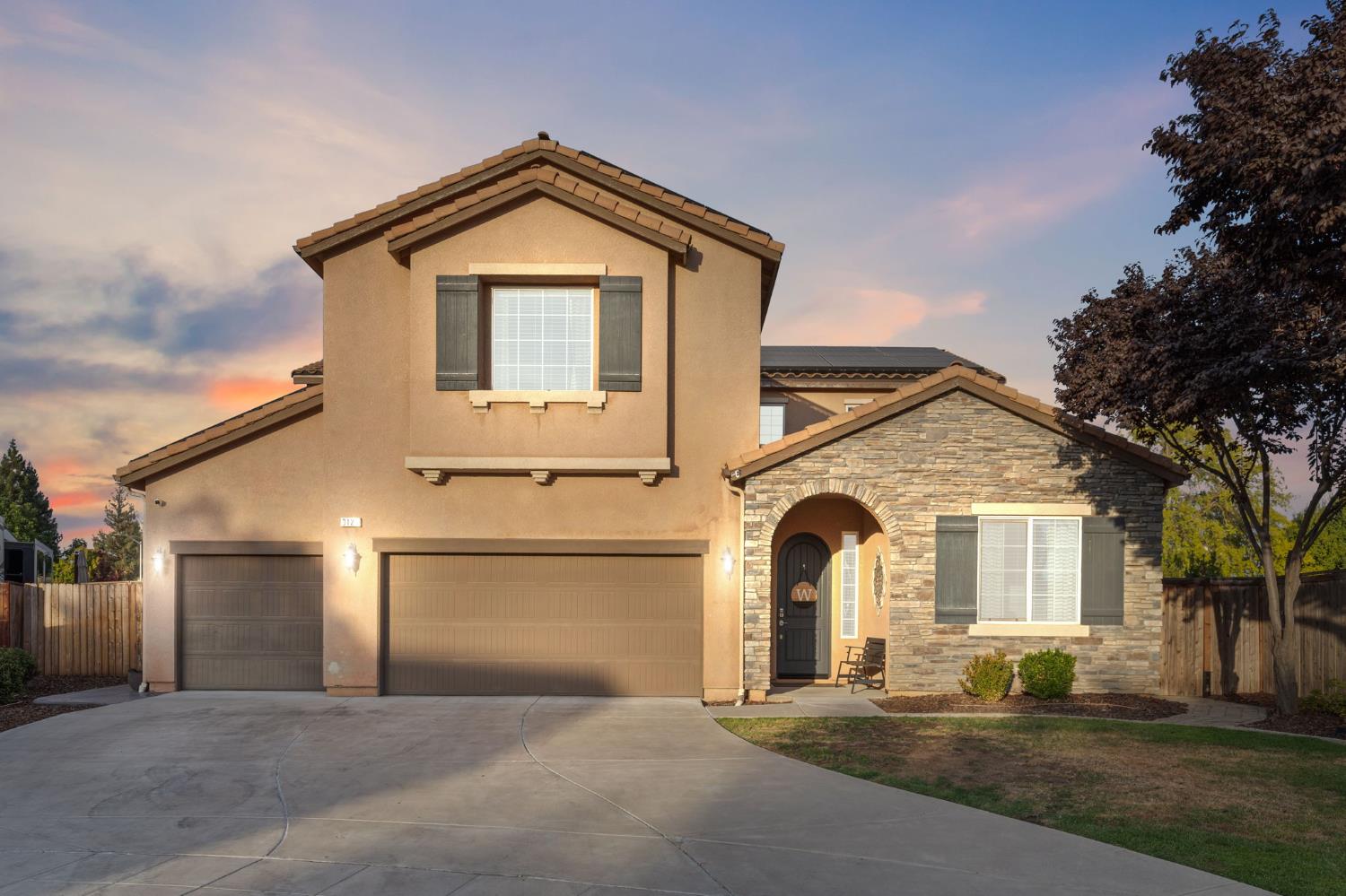 3127 Joshua Ave, Clovis, CA 93611