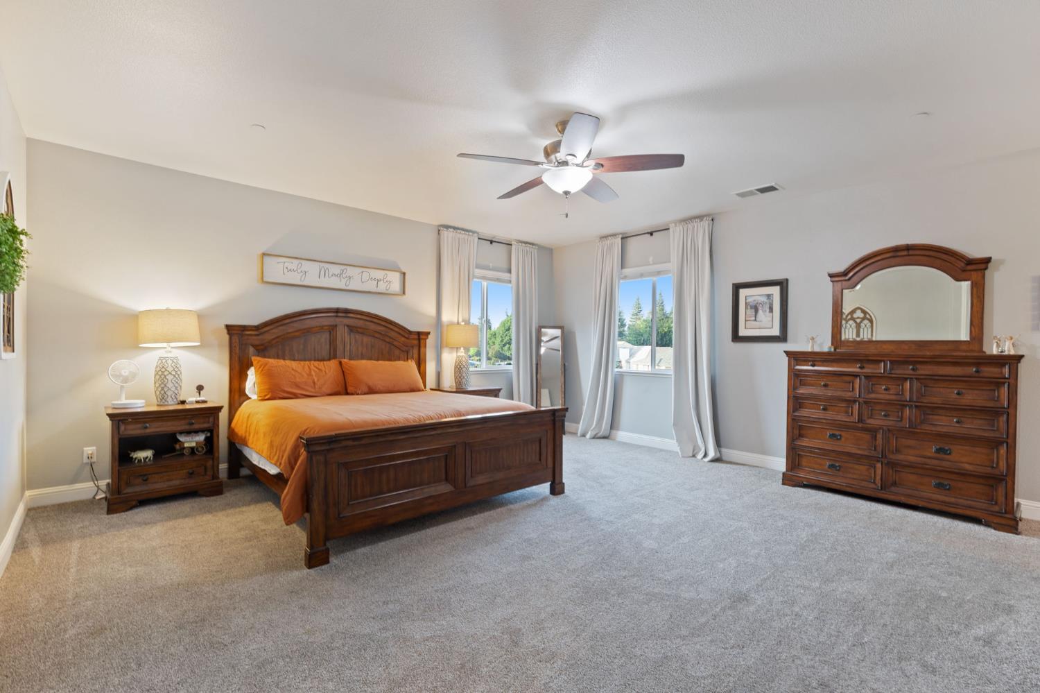 3127 Joshua Ave, Clovis, CA 93611