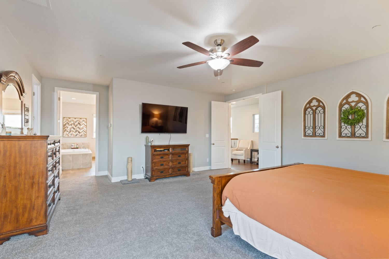 3127 Joshua Ave, Clovis, CA 93611