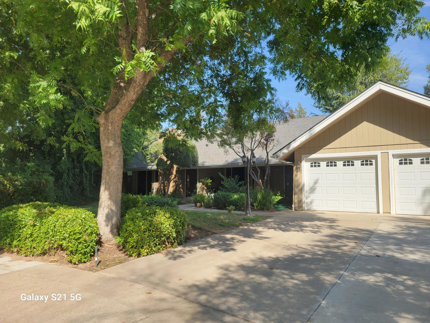 316 E Lester, Fresno, CA 93720
