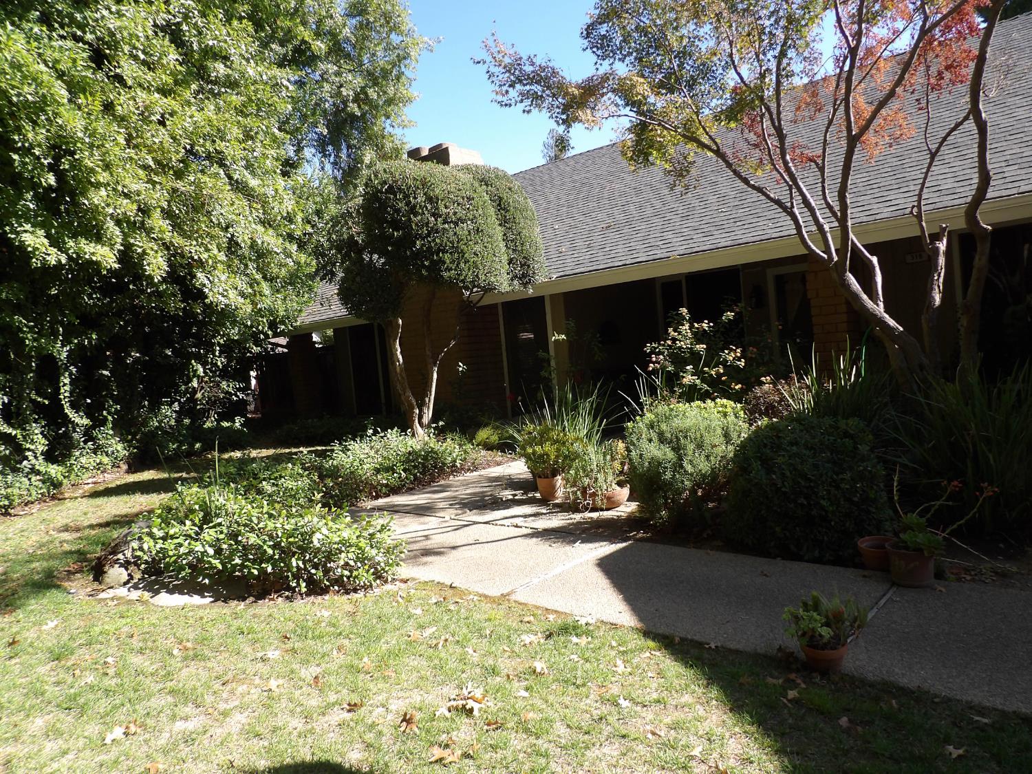 316 E Lester, Fresno, CA 93720