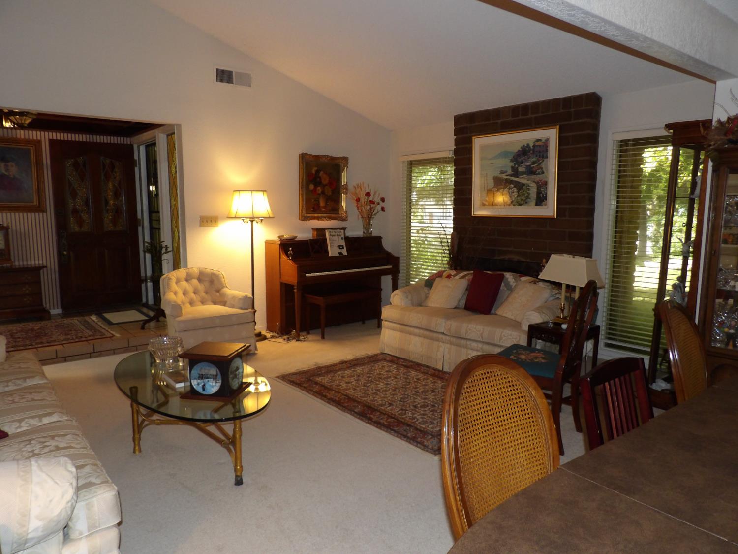 316 E Lester, Fresno, CA 93720