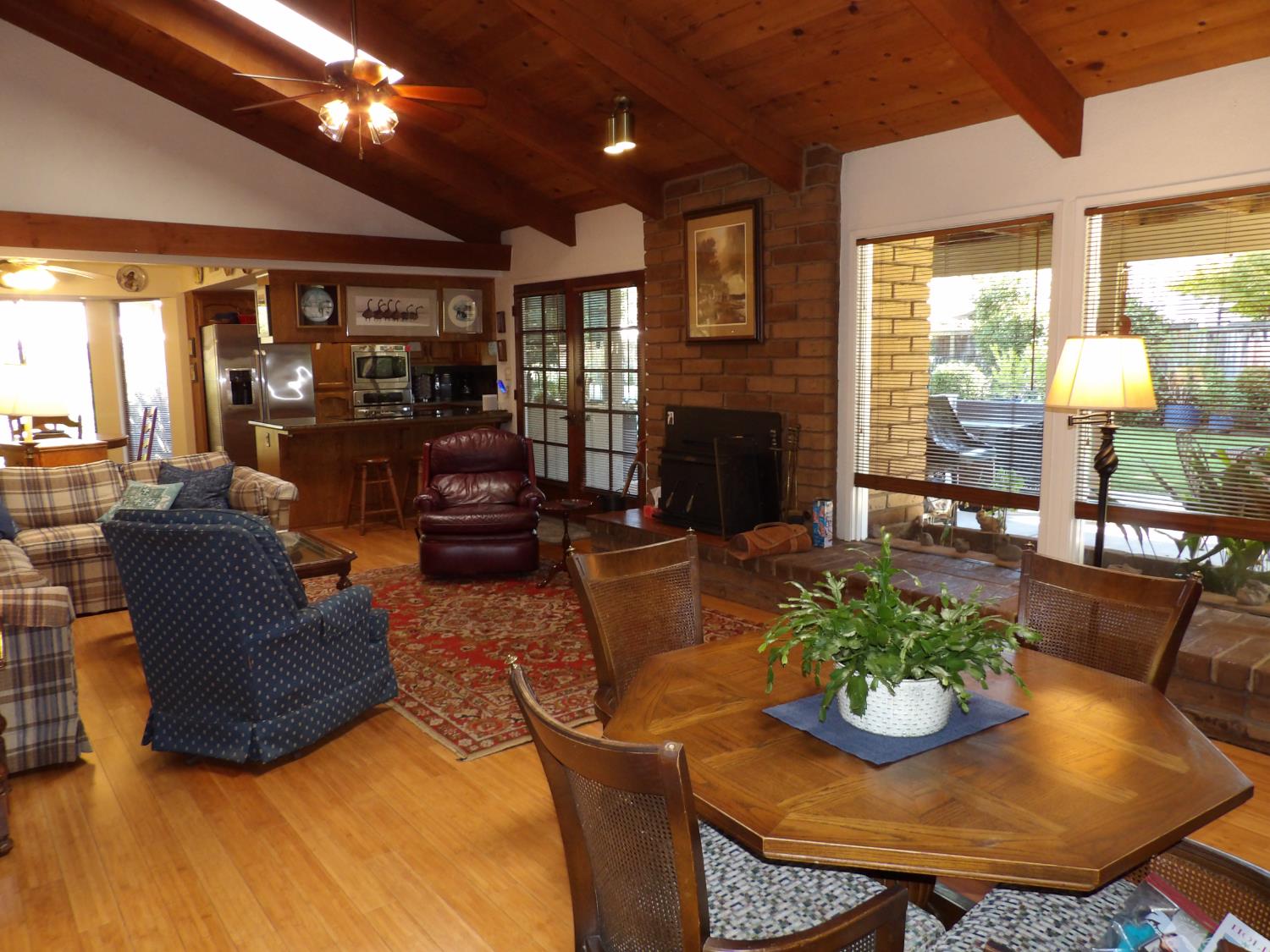 316 E Lester, Fresno, CA 93720